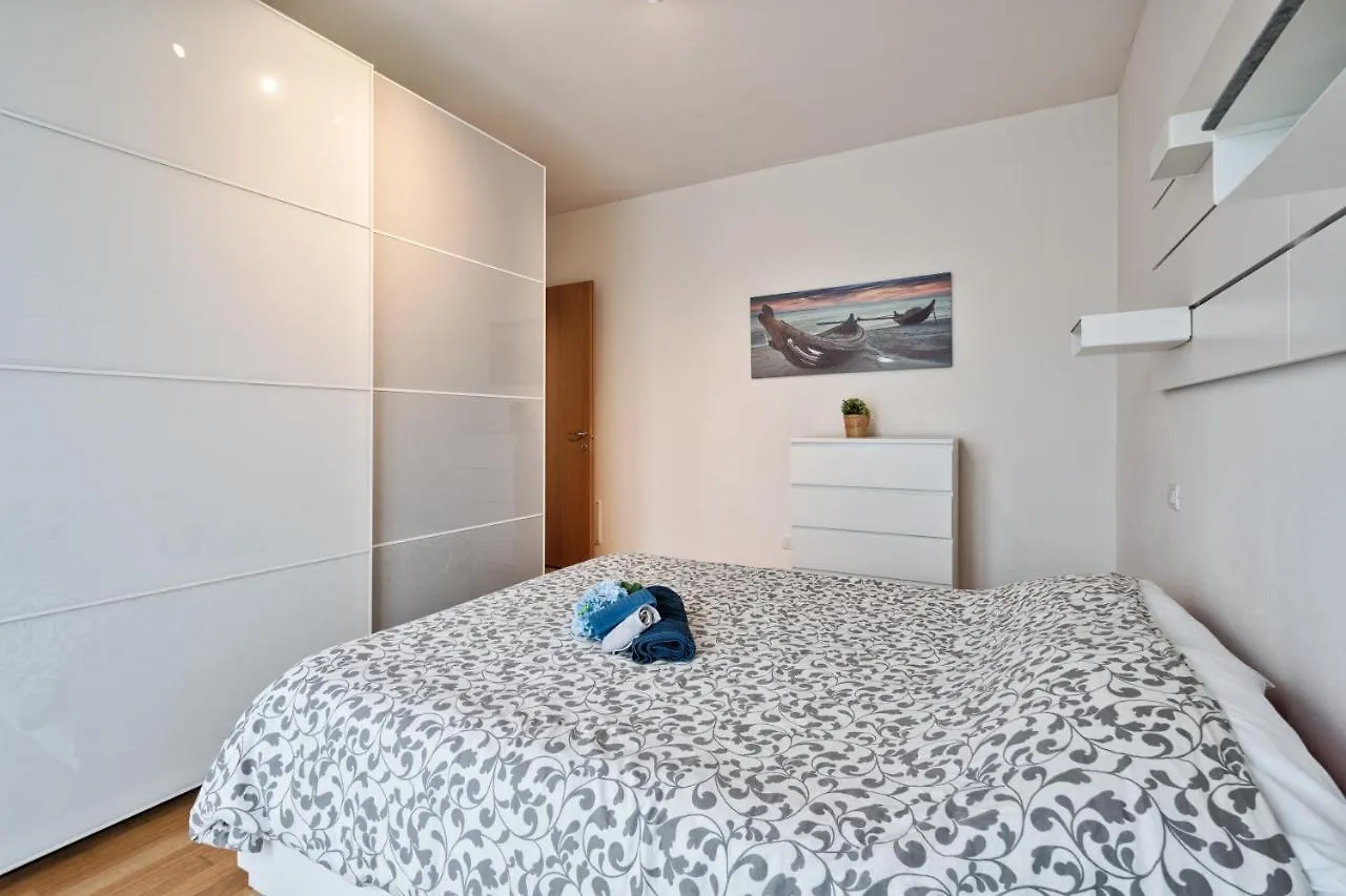 Casa Alessandro Con Piscina Lago Di Garda Salionze Apartment