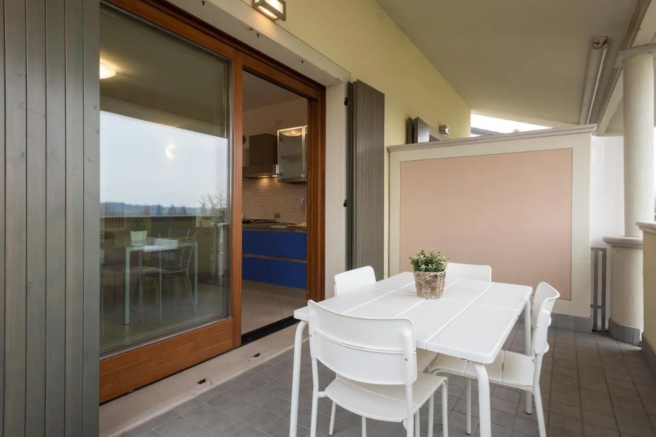Apartment Casa Alessandro Con Piscina Lago Di Garda Salionze Italien