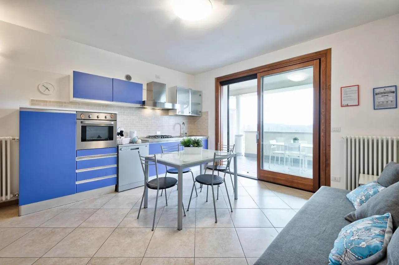 Casa Alessandro Con Piscina Lago Di Garda Salionze Apartment