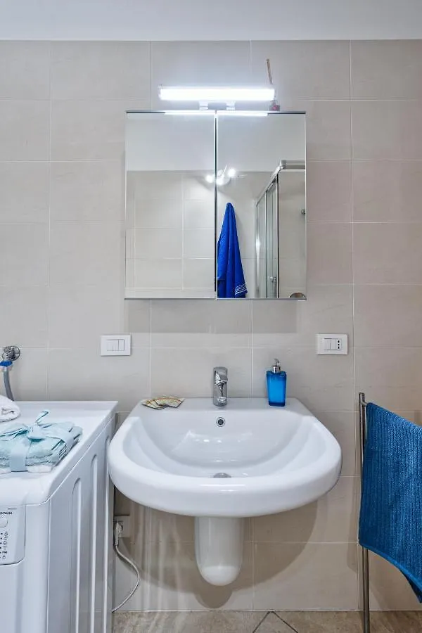 Apartment Casa Alessandro Con Piscina Lago Di Garda Salionze